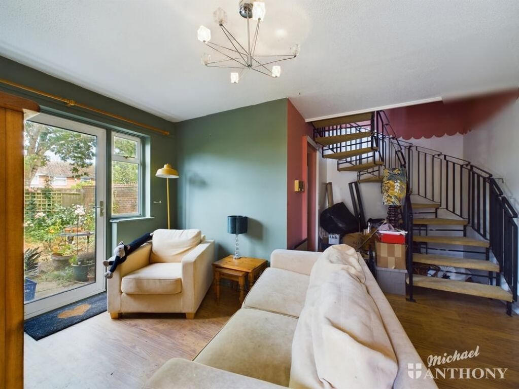 Property photo 2 of 10