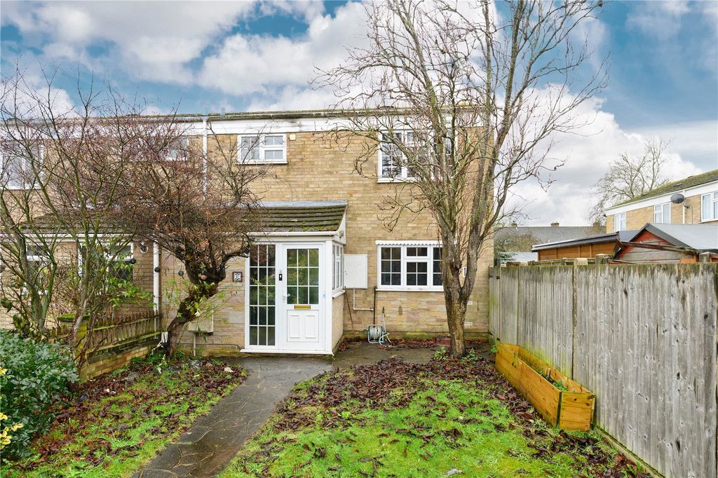 Property photo 2 of 13 Front Garden