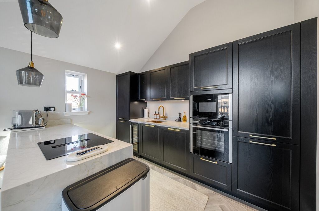 Property photo 3 of 20 Picture No. 07