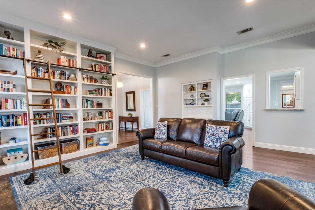Property photo 3 of 29 <Alttext/>