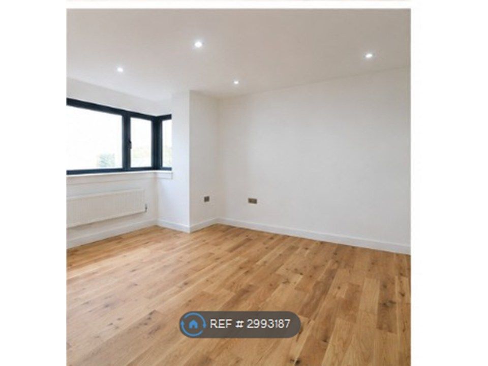 Property photo 2 of 3