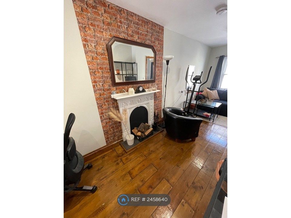 Property photo 1 of 32