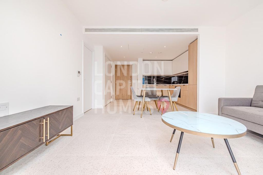 Property photo 2 of 13 23091883.Jpg