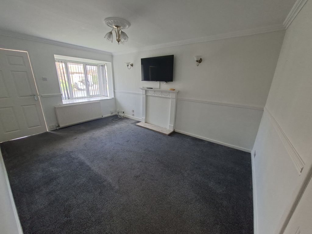 Property photo 2 of 12 Gallery