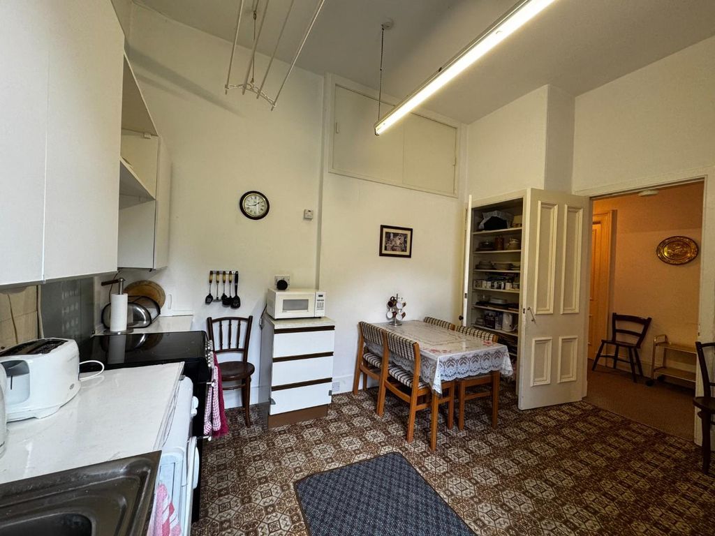 Additional image 9 of 3 bed flat for saleWest Bay Road, Millport, Isle Of Cumbrae KA28
