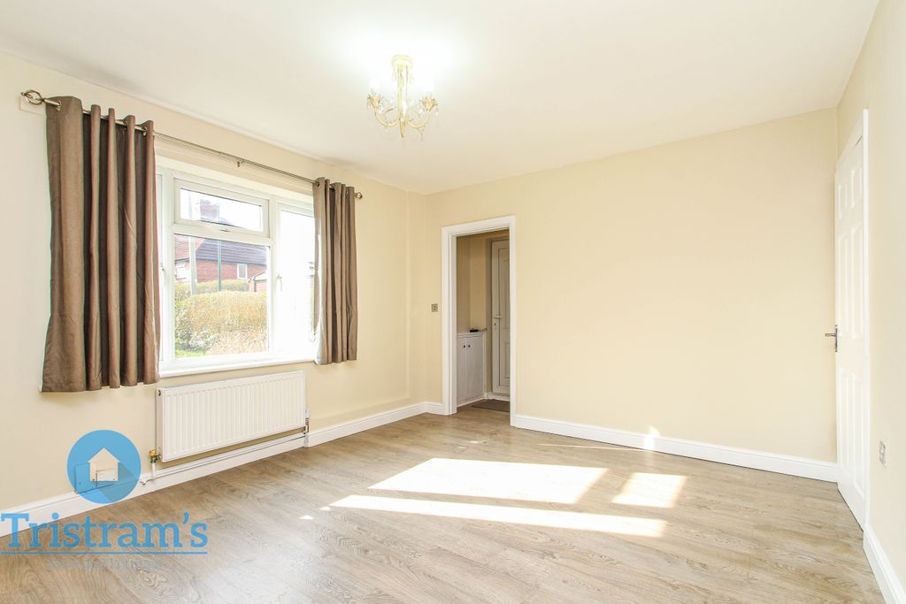 Property photo 2 of 14 Img_7177