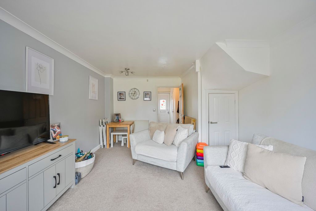 Property photo 3 of 15 Lounge Diner