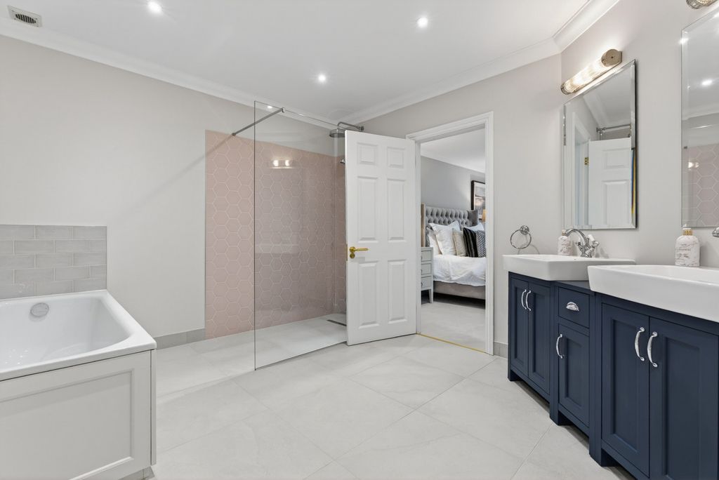 Additional image 14 of 7 bed country house for saleBlytheswood, Graffham, Petworth GU28