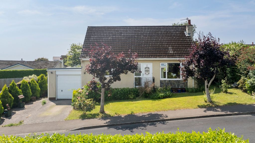 Property photo 1 of 21