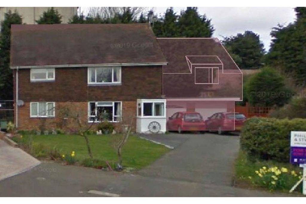 Property photo 1 of 8