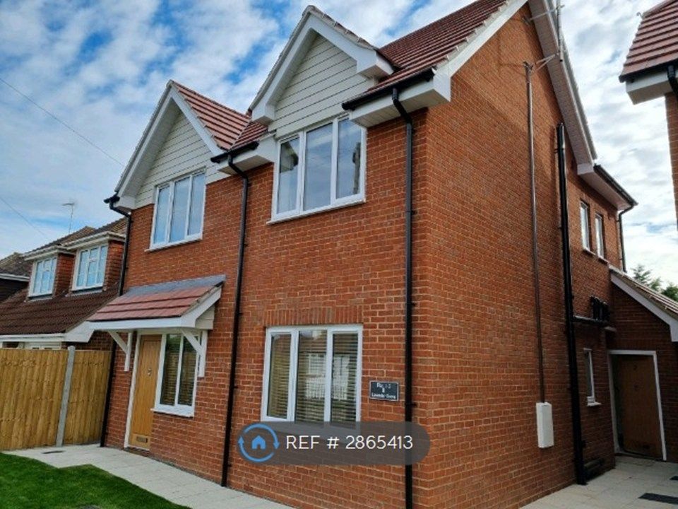 Property photo 2 of 28