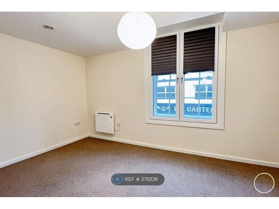 Property photo 3 of 5 Bedroom