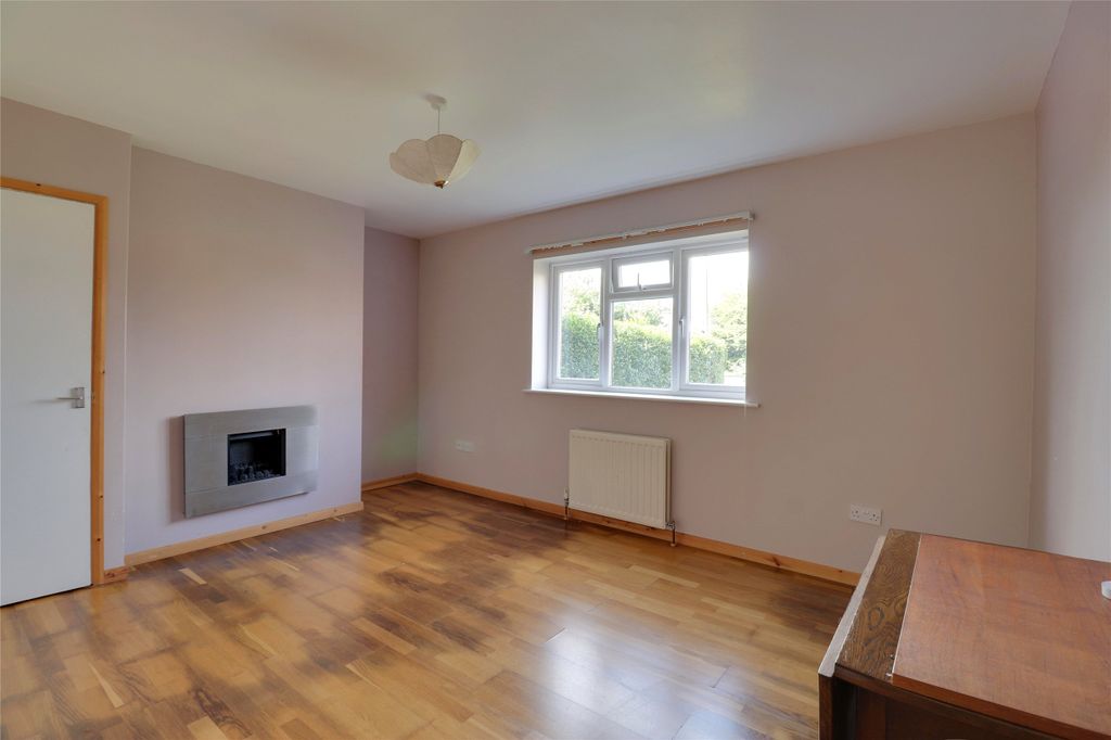 Property photo 2 of 22 Picture No. 01