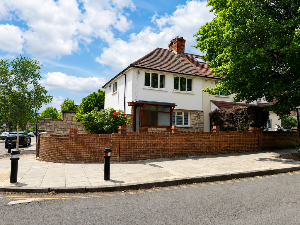 Property photo 1 of 15 11
