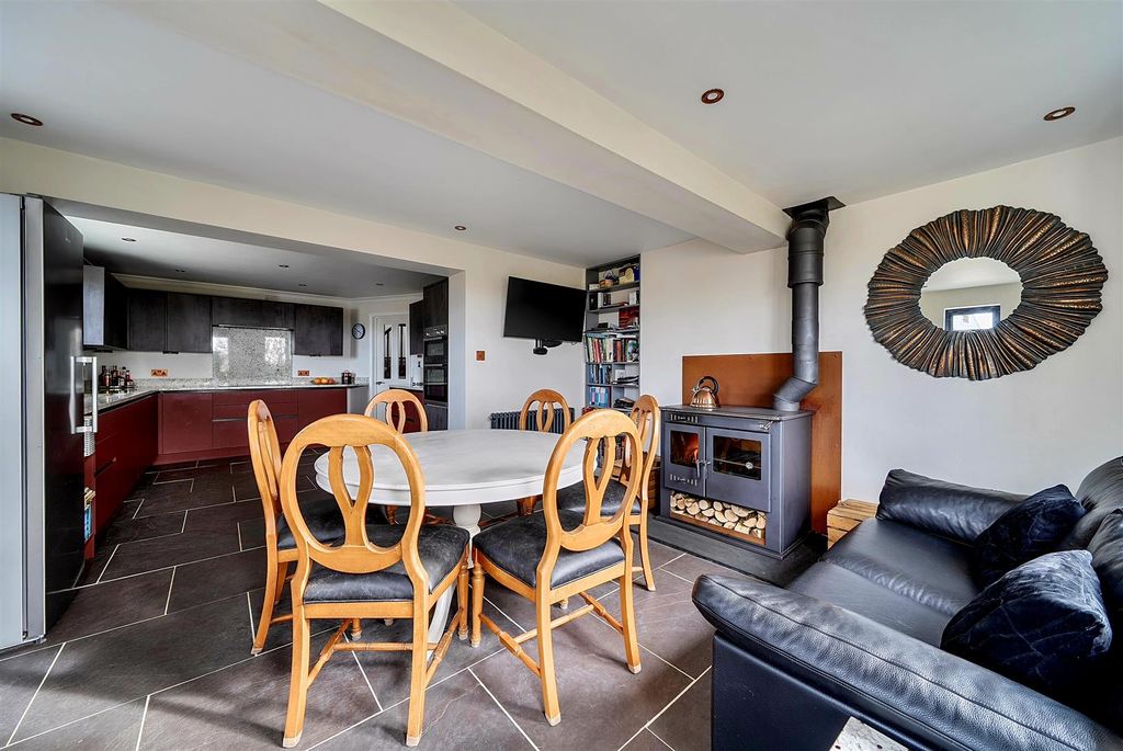 Property photo 3 of 45 Moorlands4 Kitchen Diner.Jpg