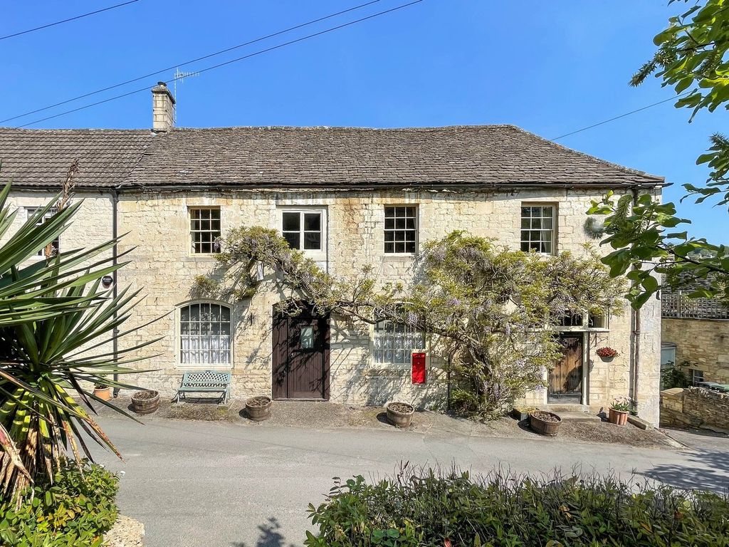 Property photo 1 of 37