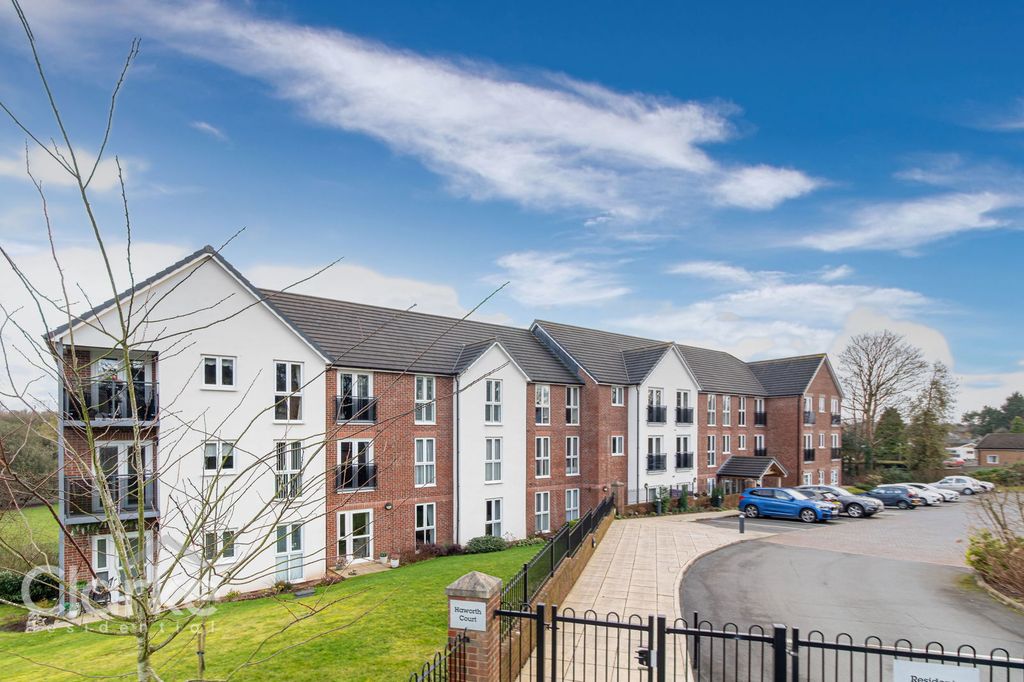 Property photo 1 of 26