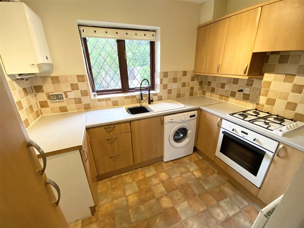 Property photo 3 of 18 Picture No. 10