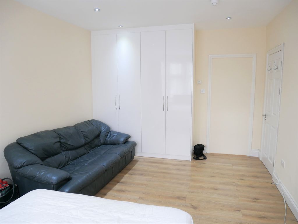 Property photo 2 of 2