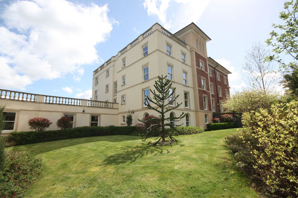 Additional image 10 of 1 bed flat for saleVictoria Road, Malvern, Worcestershire WR14