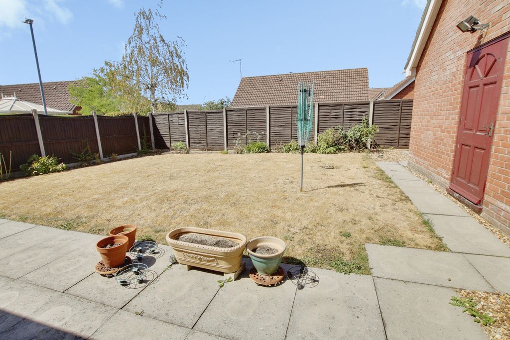 Property photo 2 of 9