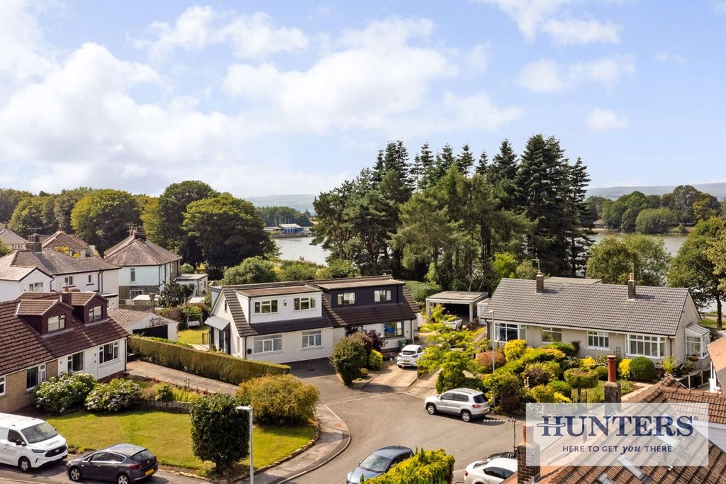 Property photo 1 of 24 96295_41 Glenmere Mount Yeadon (2) - Copy_Low.Jpg