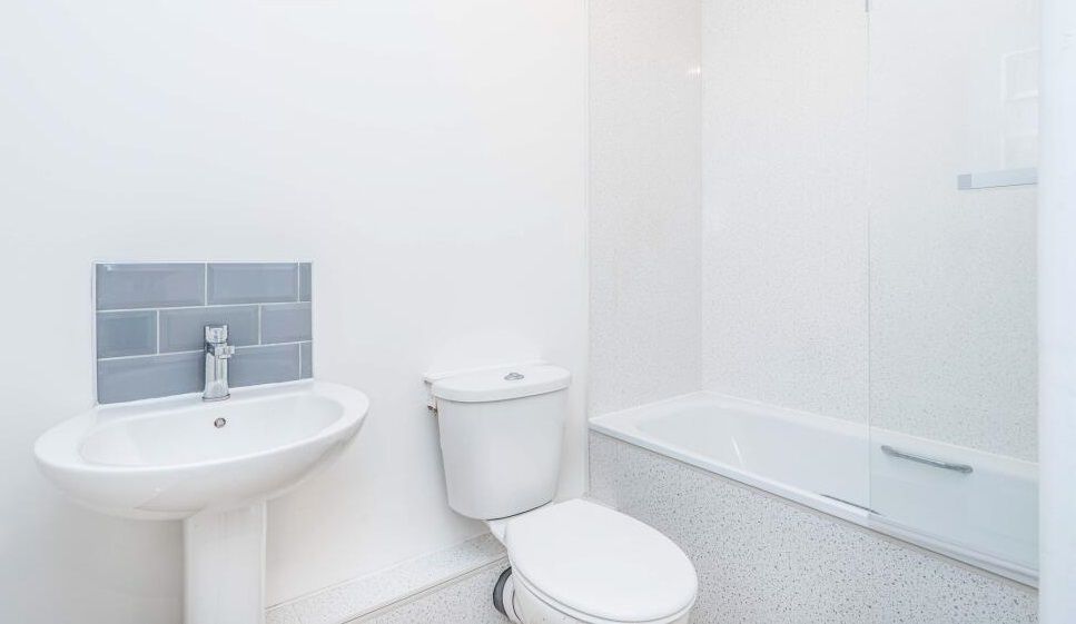 Property photo 3 of 9 Images