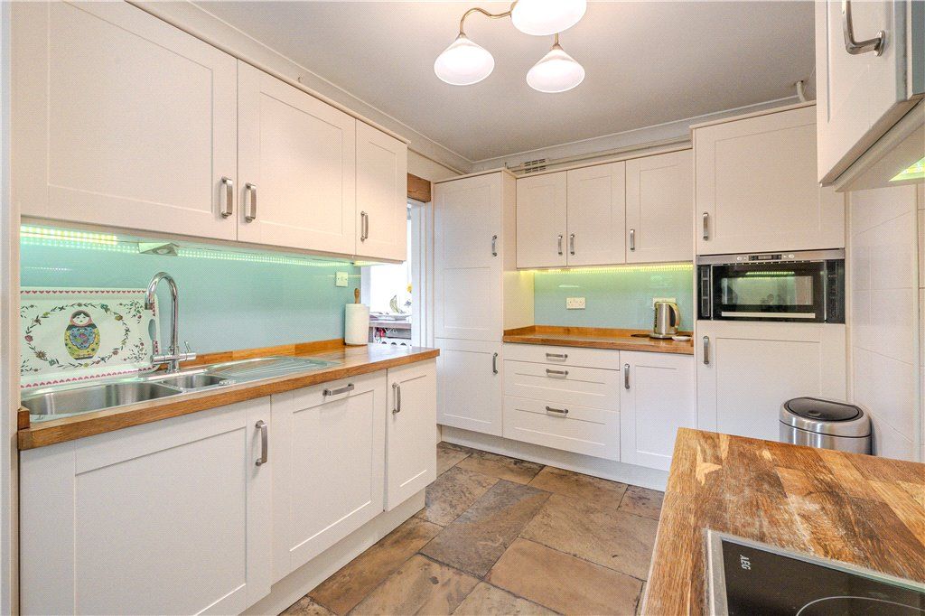Property photo 2 of 35 Kitchen