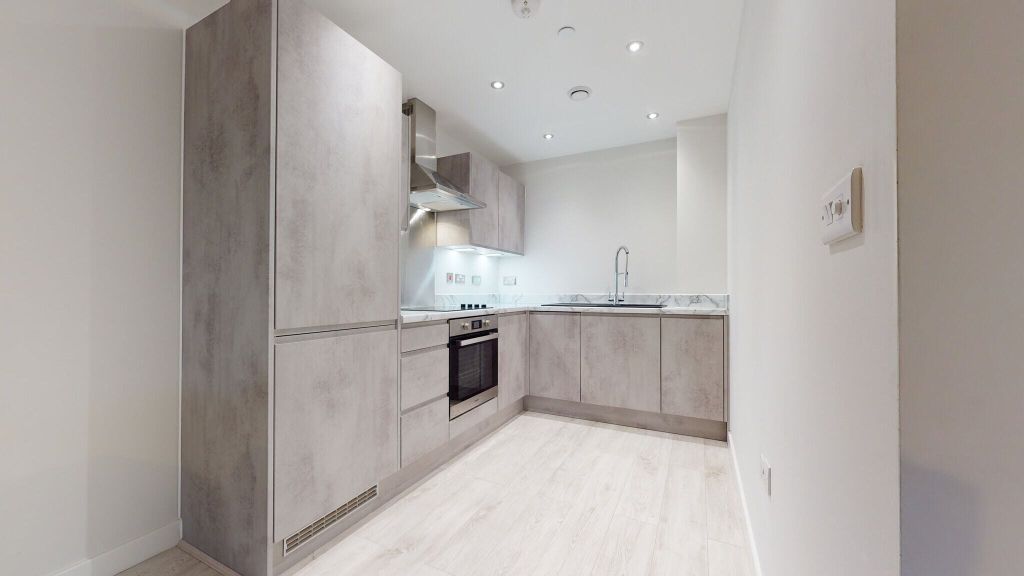 Property photo 2 of 16 Kitchen