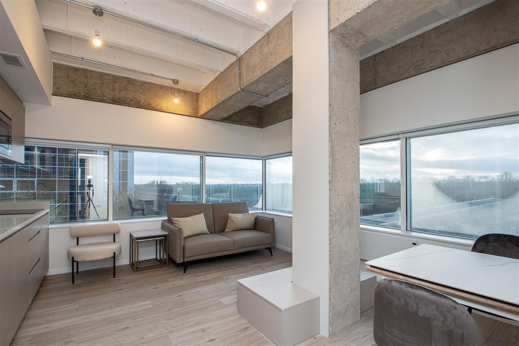 Property photo 1 of 16 101.Jpg