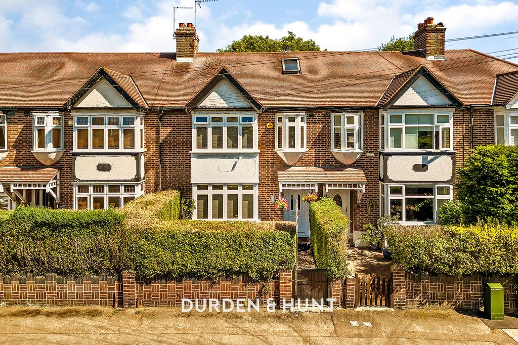 Property photo 1 of 31