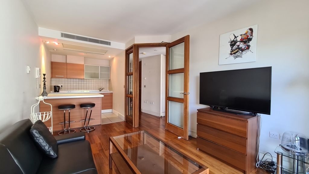 Property photo 2 of 8 Reception Room