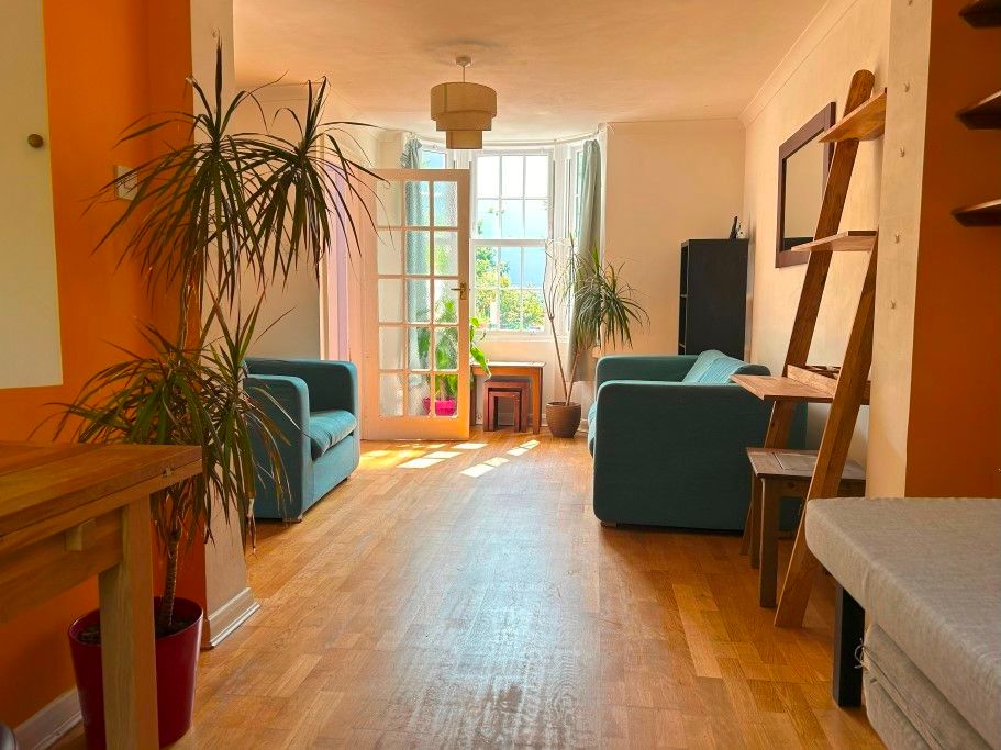 Property photo 3 of 10