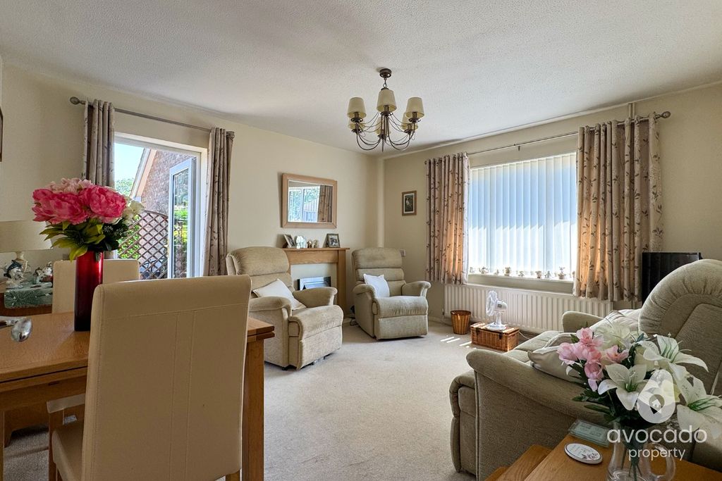 Property photo 3 of 10 5285888