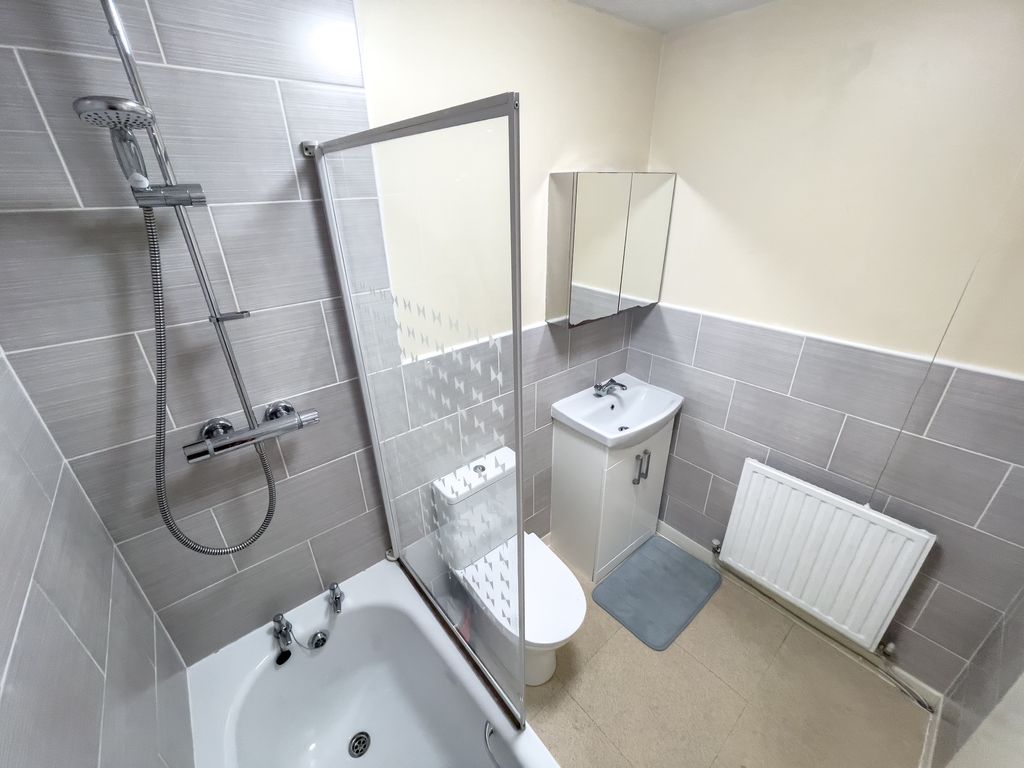 Property photo 3 of 9 Img_1987