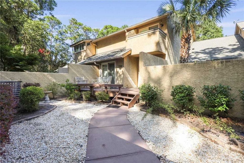 Property photo 1 of 31