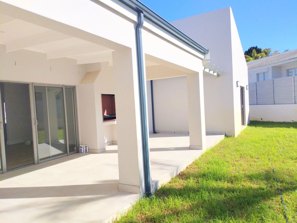 Property photo 2 of 18 Dbv1686543