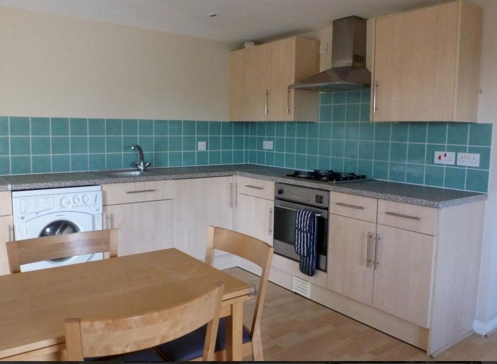 Property photo 3 of 5