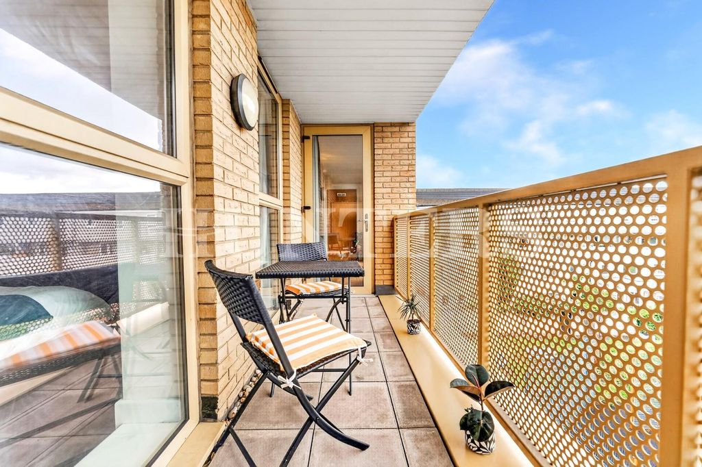 Property photo 1 of 11 Aik00376.Jpg