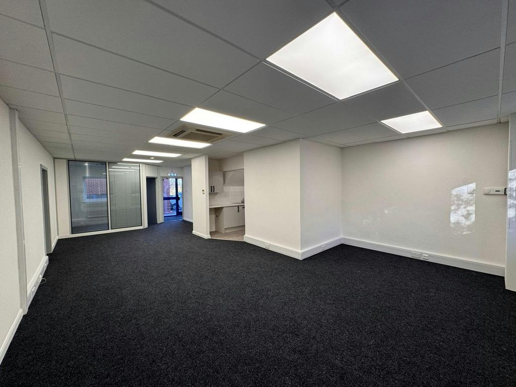 Property photo 2 of 12 Img-20260204-Wa0004.Jpg