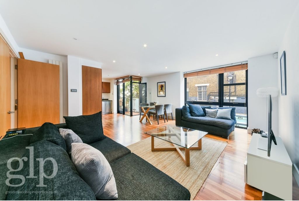 Property photo 2 of 10 5118621