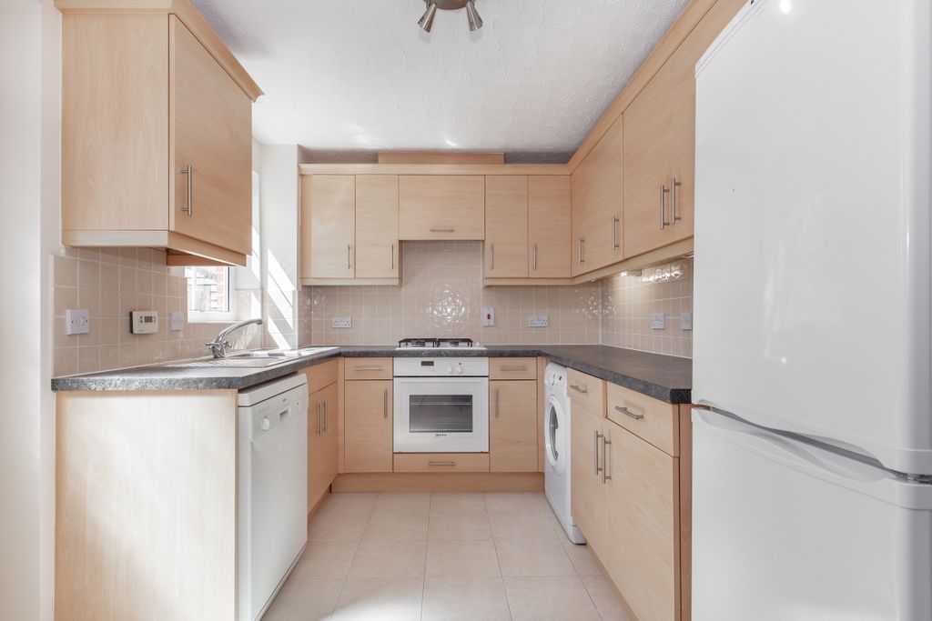 Property photo 3 of 10 98007