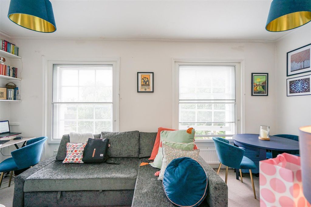 Property photo 3 of 9 Dsc08493.Jpg