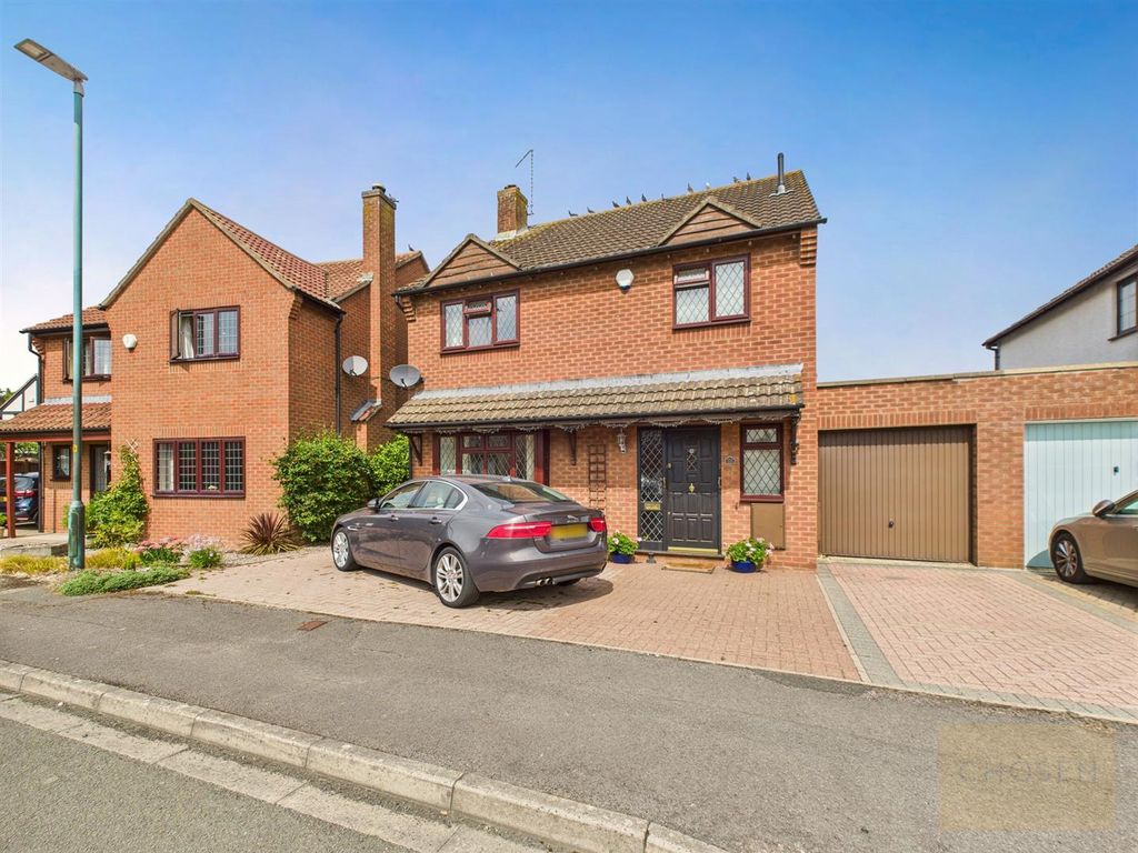 Property photo 1 of 18