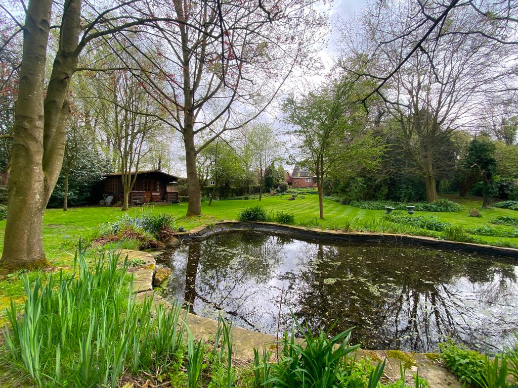 Property photo 2 of 30