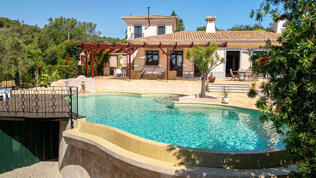 Property photo 3 of 28 Algarve Villa Ptlouv499 3