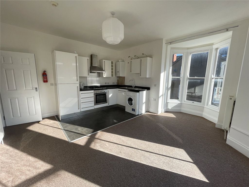 Property photo 2 of 10 Picture No. 09