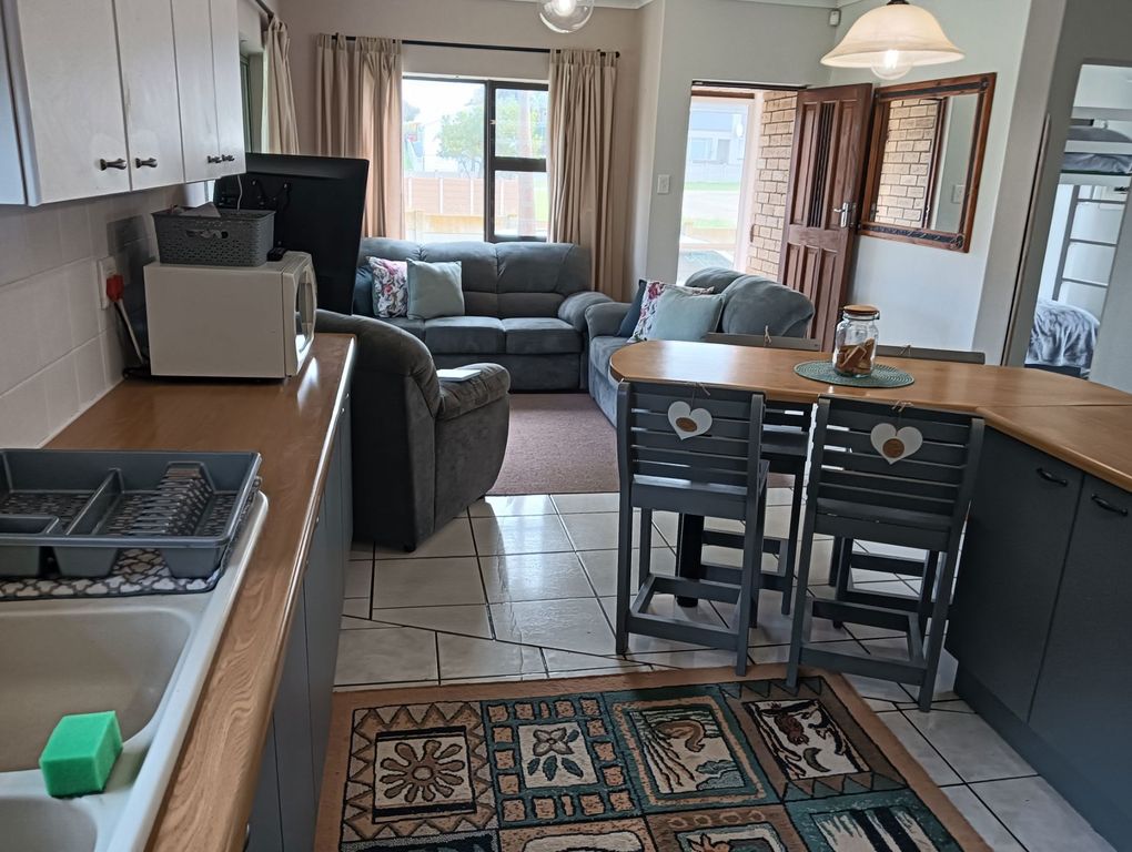 Property photo 3 of 20 1Jf1713929