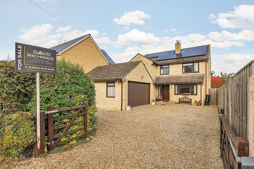 Property photo 1 of 20 1361604-15-68E62E5Ea2705