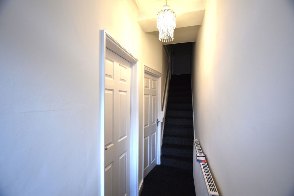 Property photo 2 of 12 Gallery